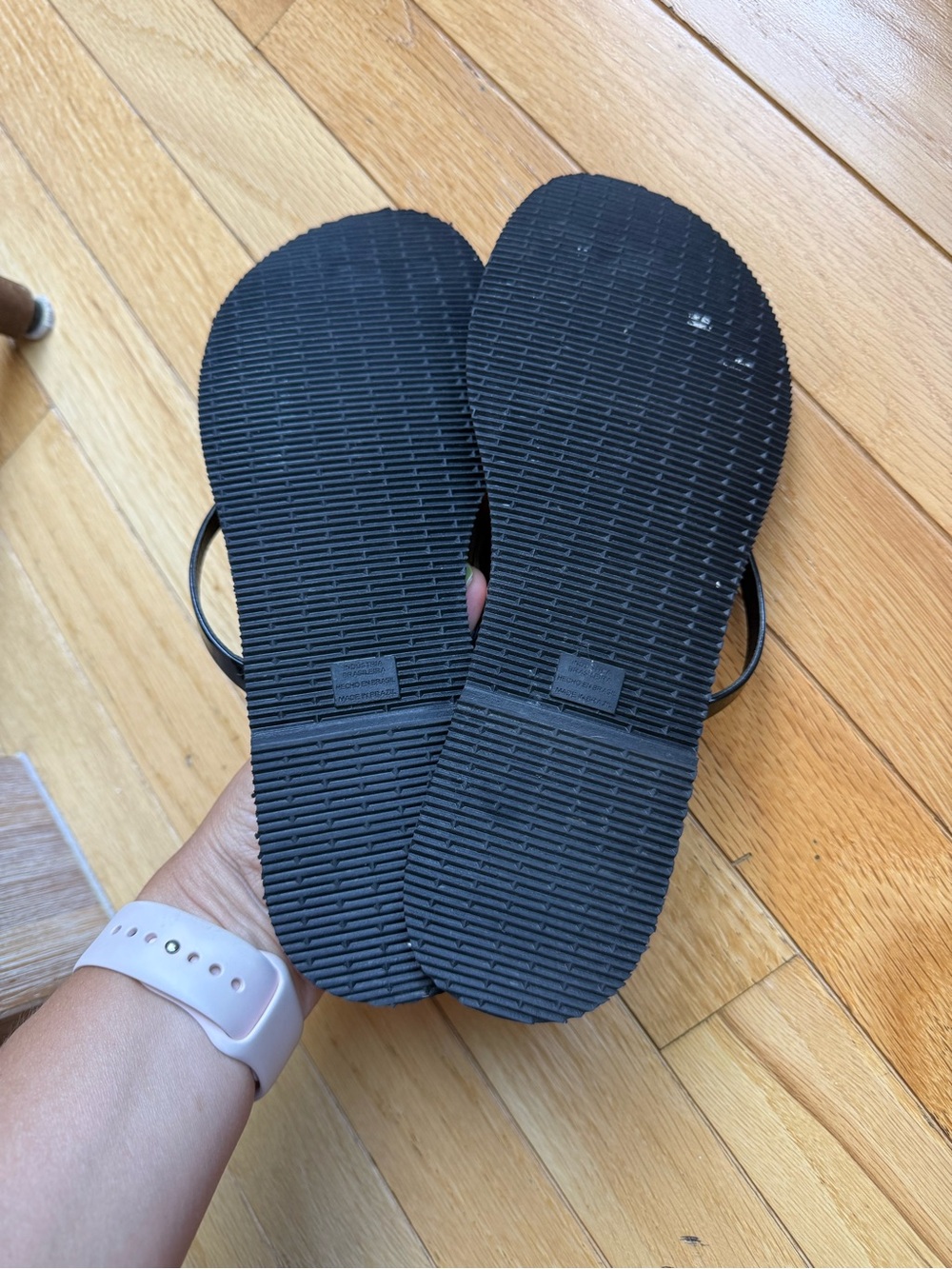 Havianas Flip Flops - Picture 4 of 4